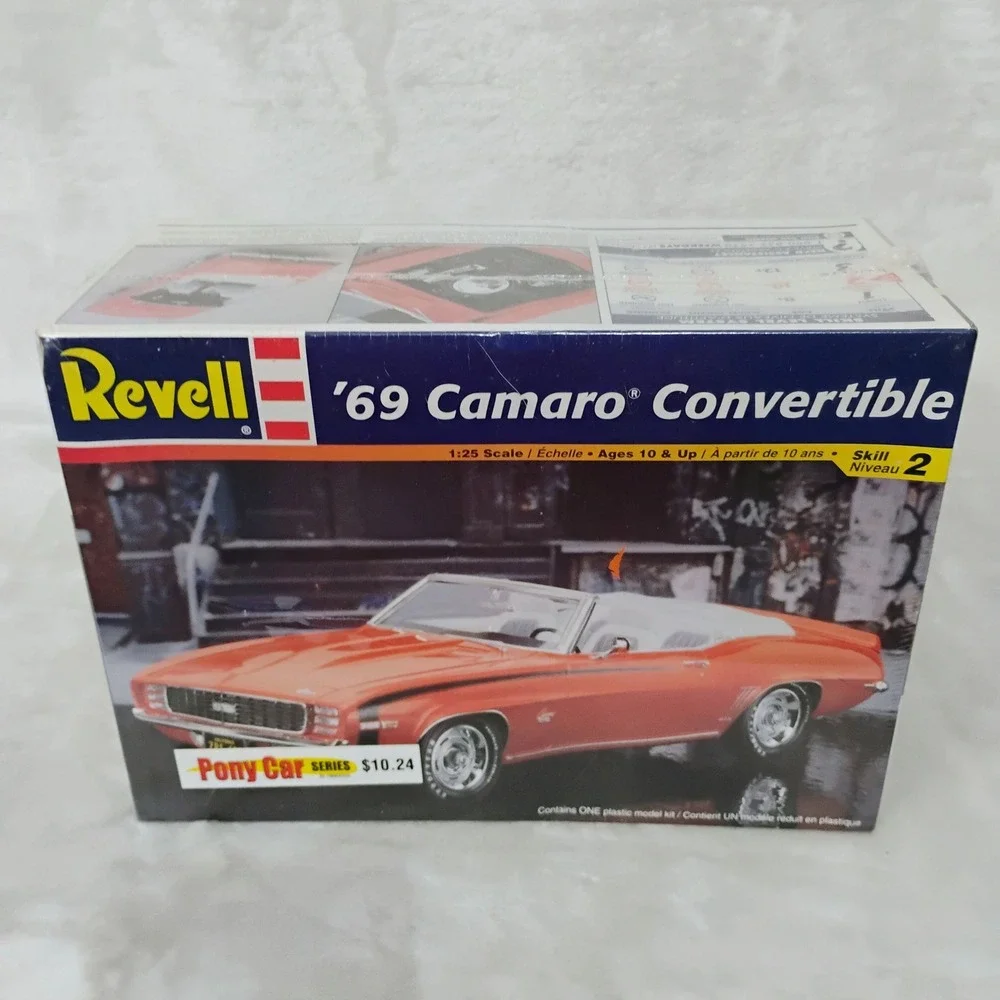 Revell 69 Camaro Convertible 1:25 Scale Model Kit Pony Car Series 85-7676 NEW